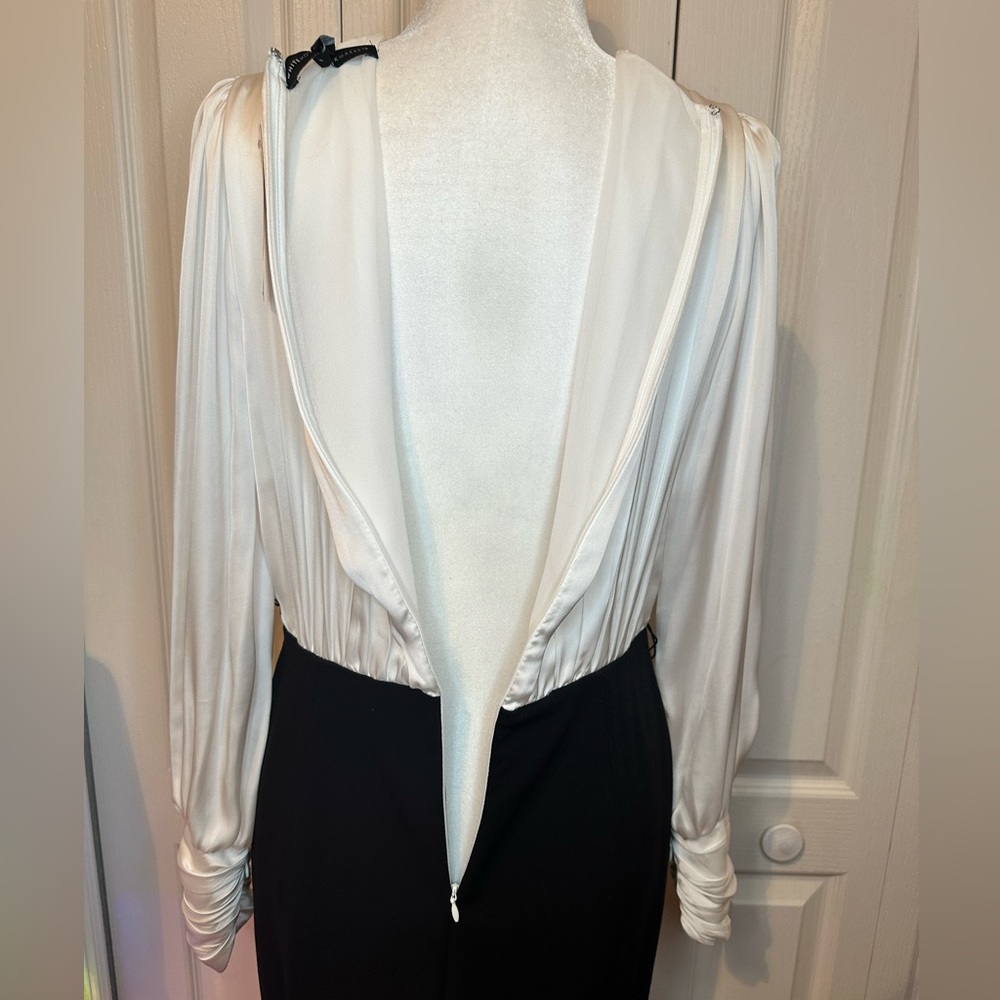 White House Black Market Body Perfecting Mixed-Media Sheath Dress (10) - Picture 10 of 12
